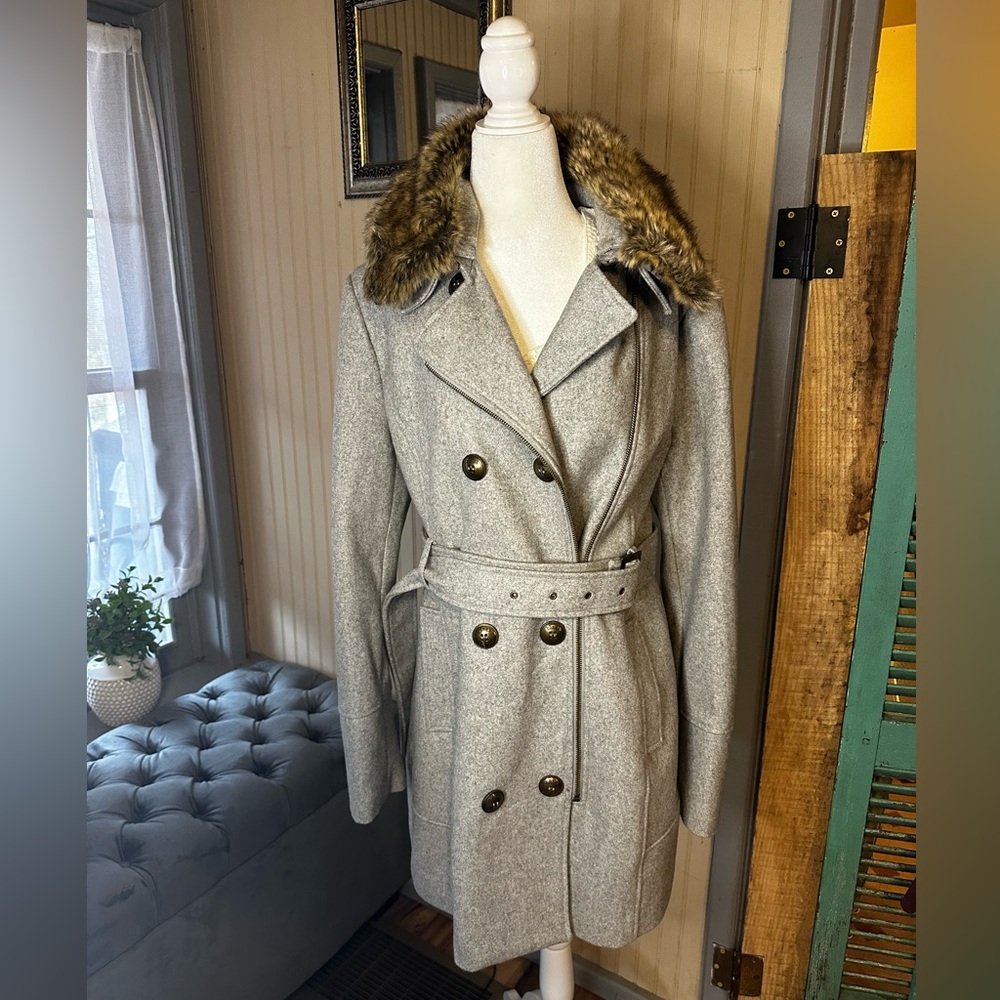 Black Rivet Women L Gray Wool Blend Belted Coat Faux Fur Collar Asymmetrical Zip